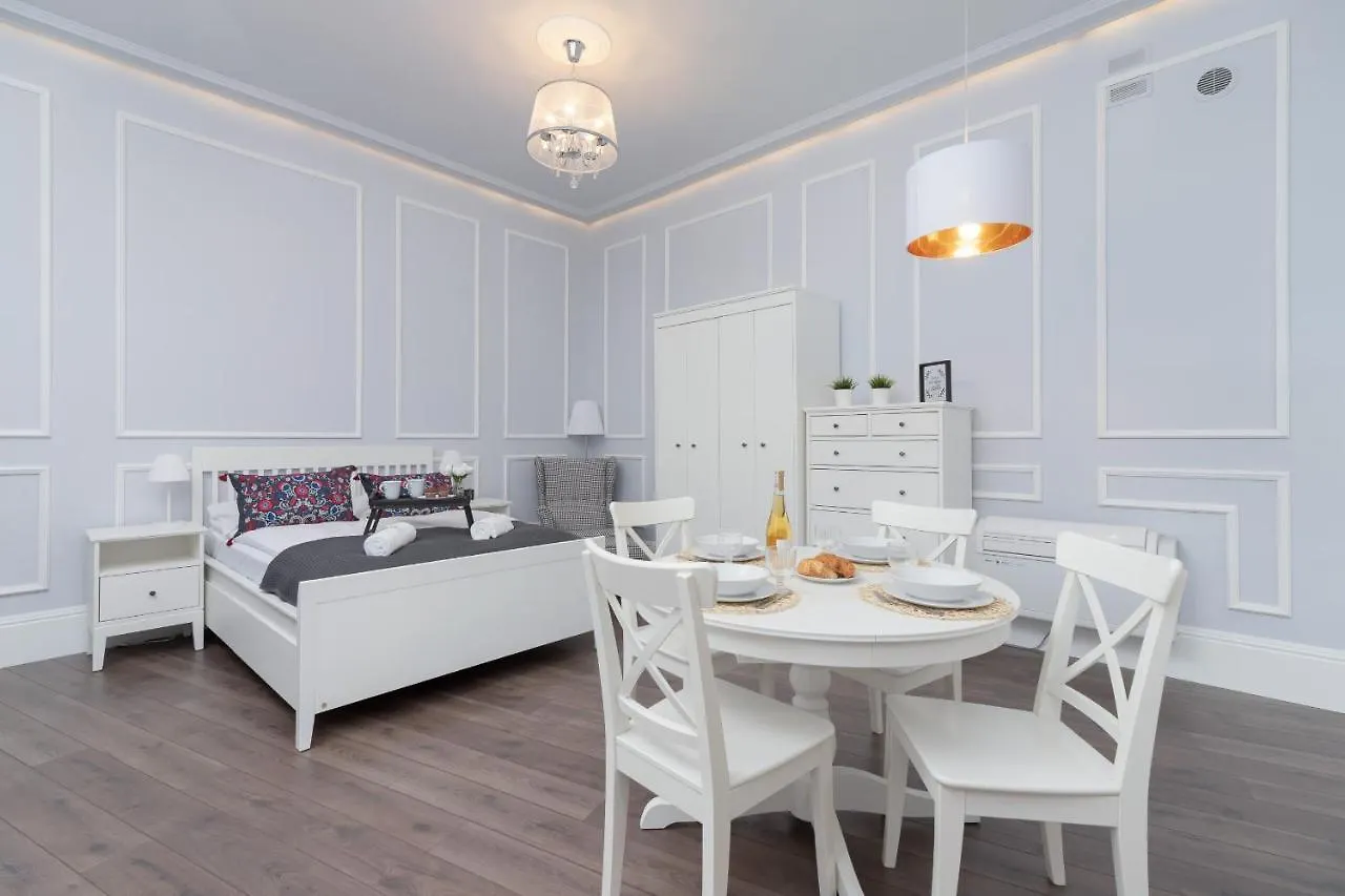 Perla Starego Miasta Kamienica Czapskich By Noclegi Renters Krakow Apartment